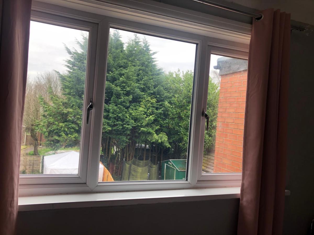 Double Bedroom Manchester Zewnętrze zdjęcie