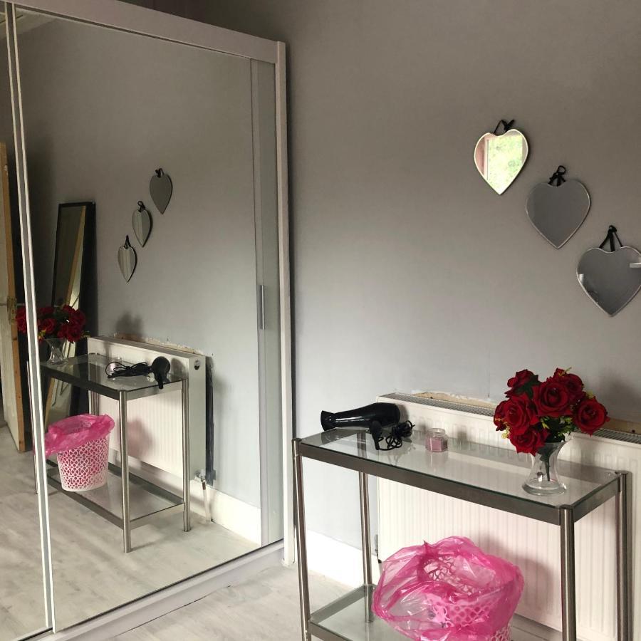 Double Bedroom Manchester Zewnętrze zdjęcie